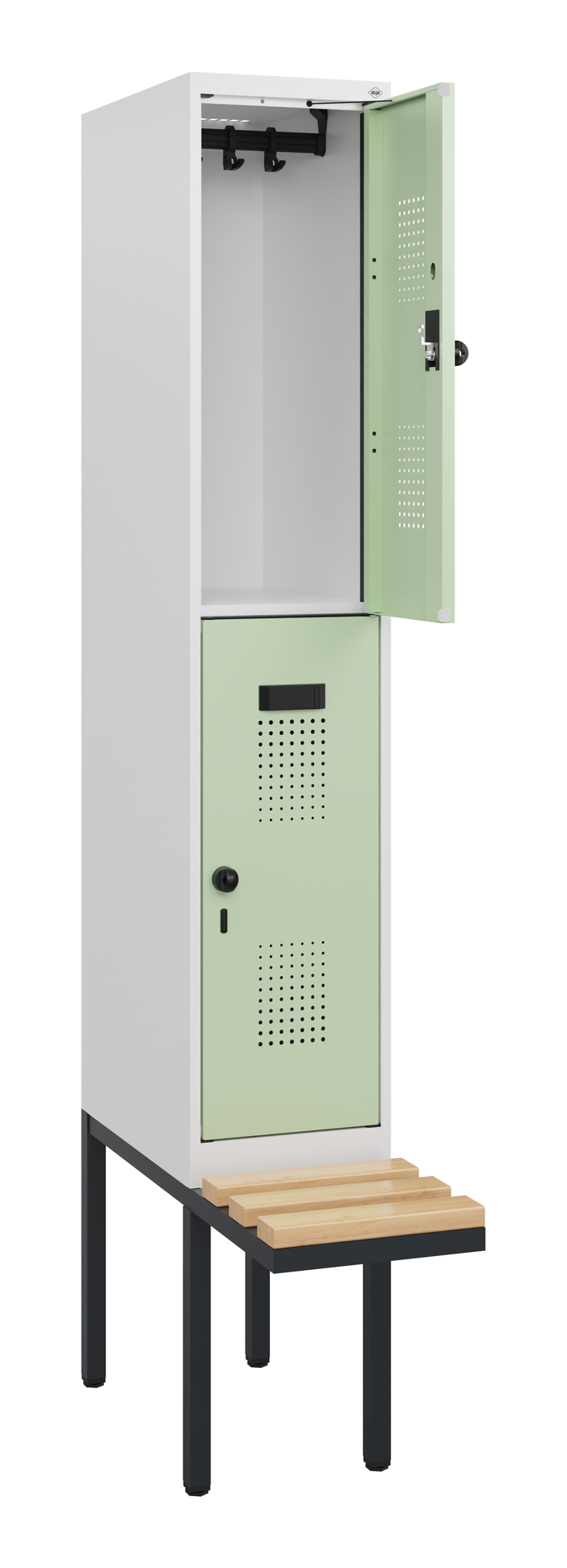 Metallspind mit geöffneter Tür und Holzbank im Vordergrund.