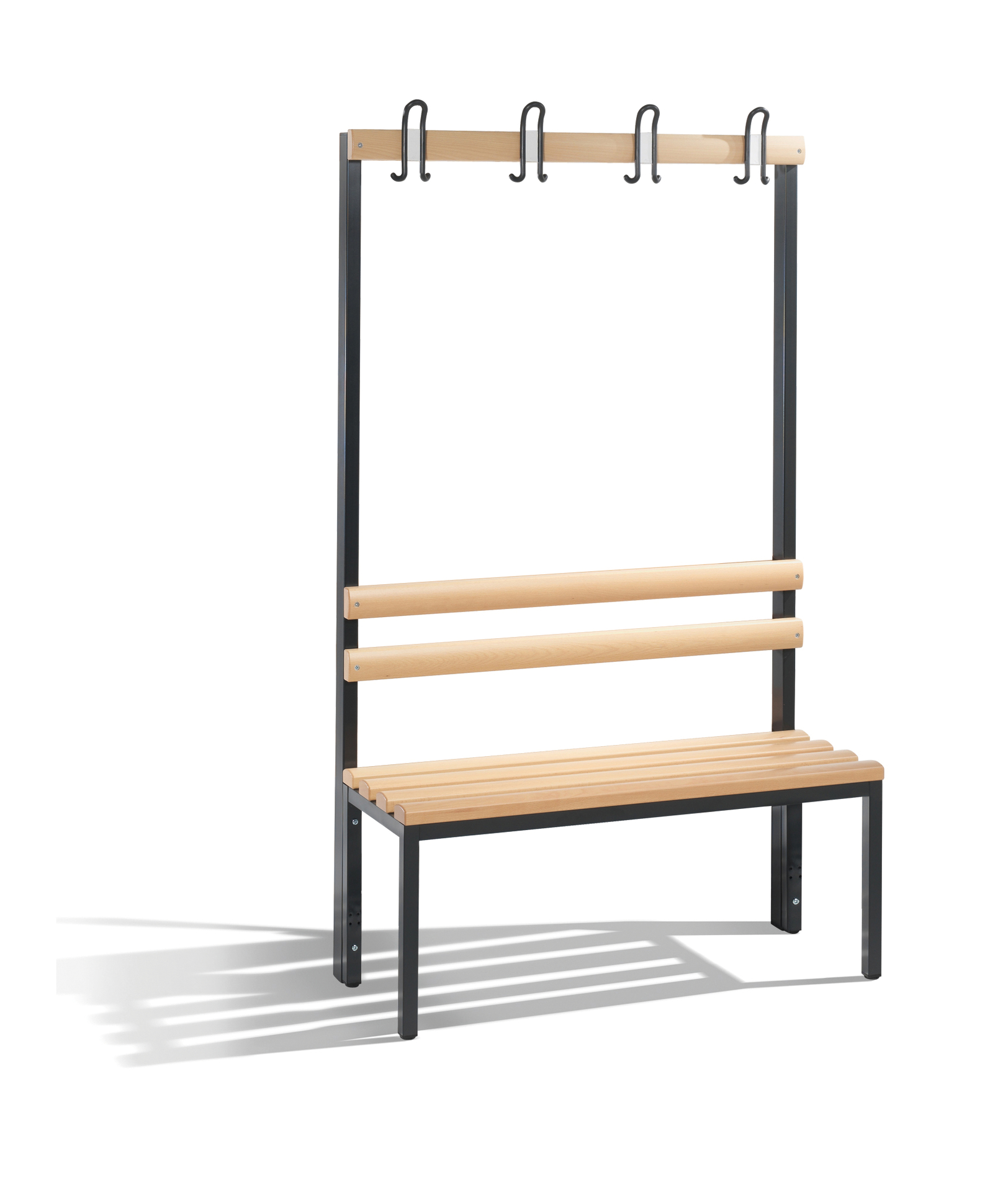 Holzbank mit Metallrahmen steht in Studio.