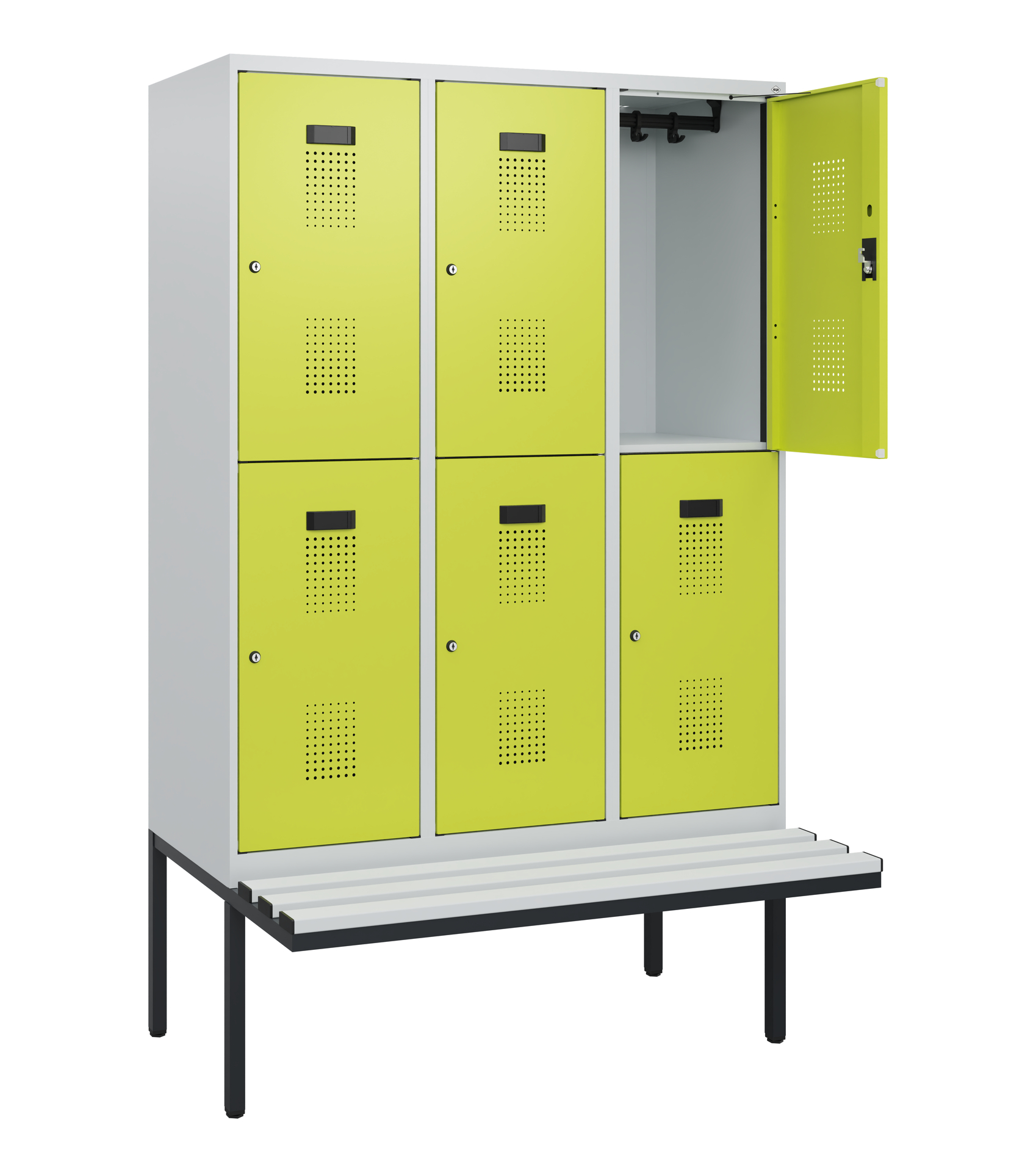Gelbe Schließfächer mit offenem Fach und Bank darunter im Umkleideraum.