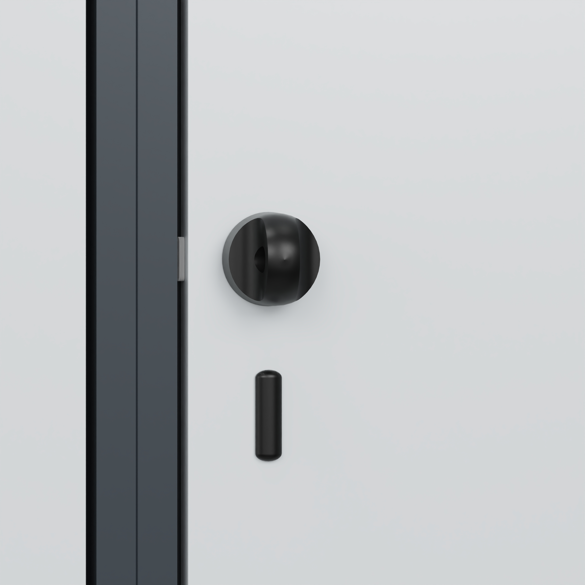 Schwarzer Türknauf an weißer Tür, daneben schwarzer Türsensor.