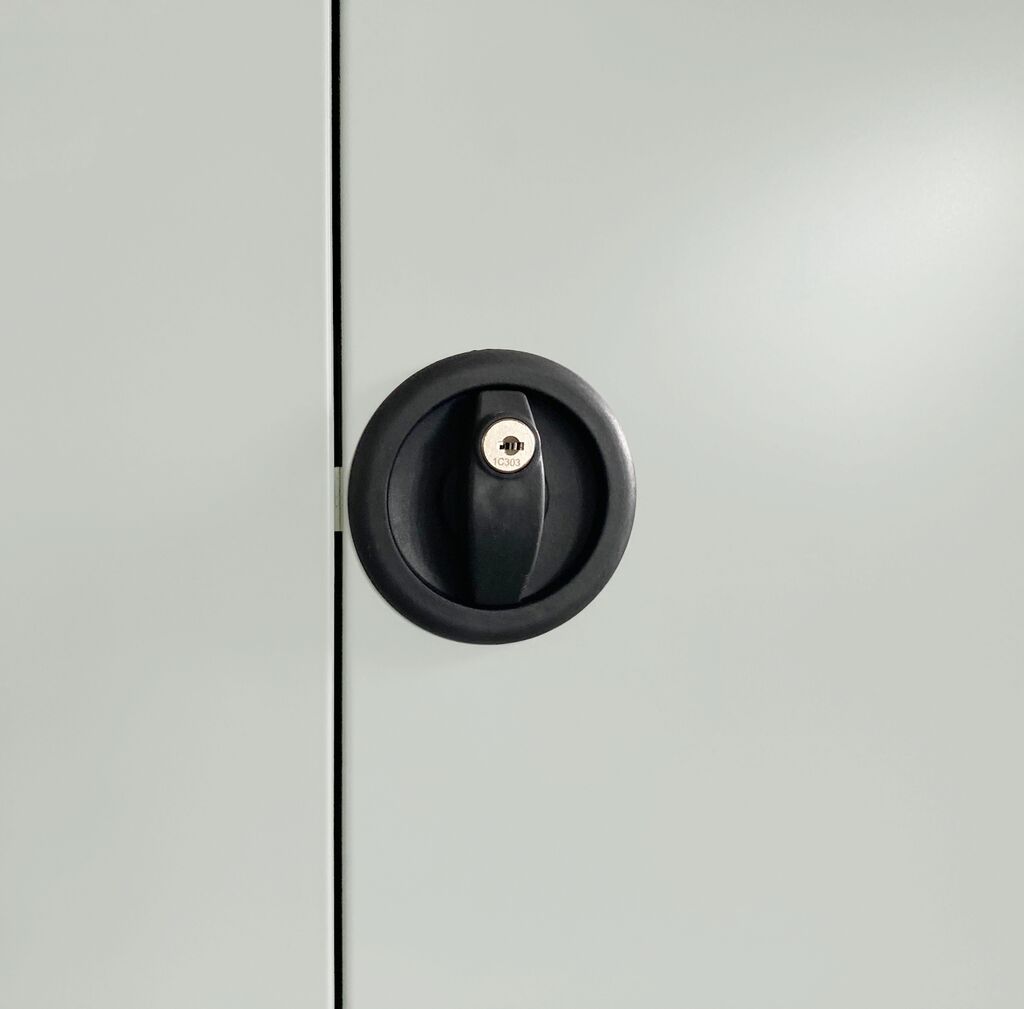 C+P Handle tray round with rotary cylinder lock C+P Handle tray round with rotary cylinder lock