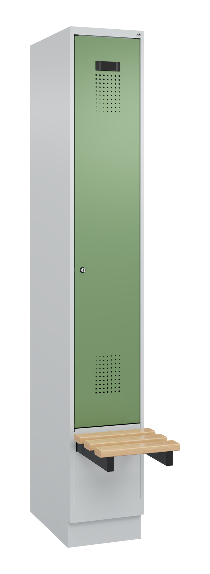 Spind mit grüner Tür und Belüftung in heller Umgebung, darunter Holzbank.