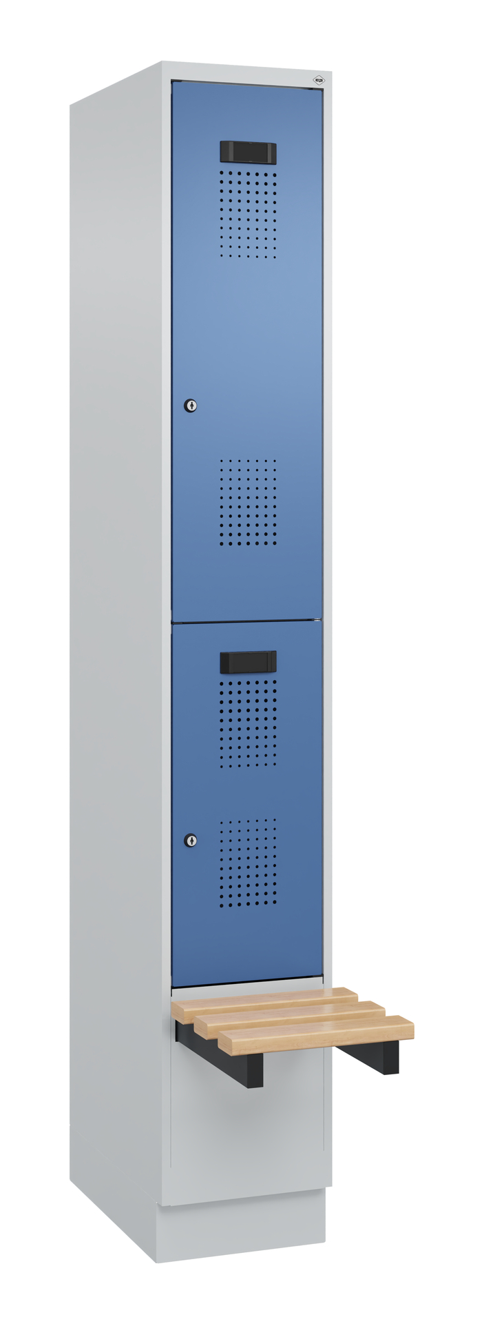 Grauer Spind, blaue Türen, mit Bank im unteren Bereich, vor weißem Hintergrund.