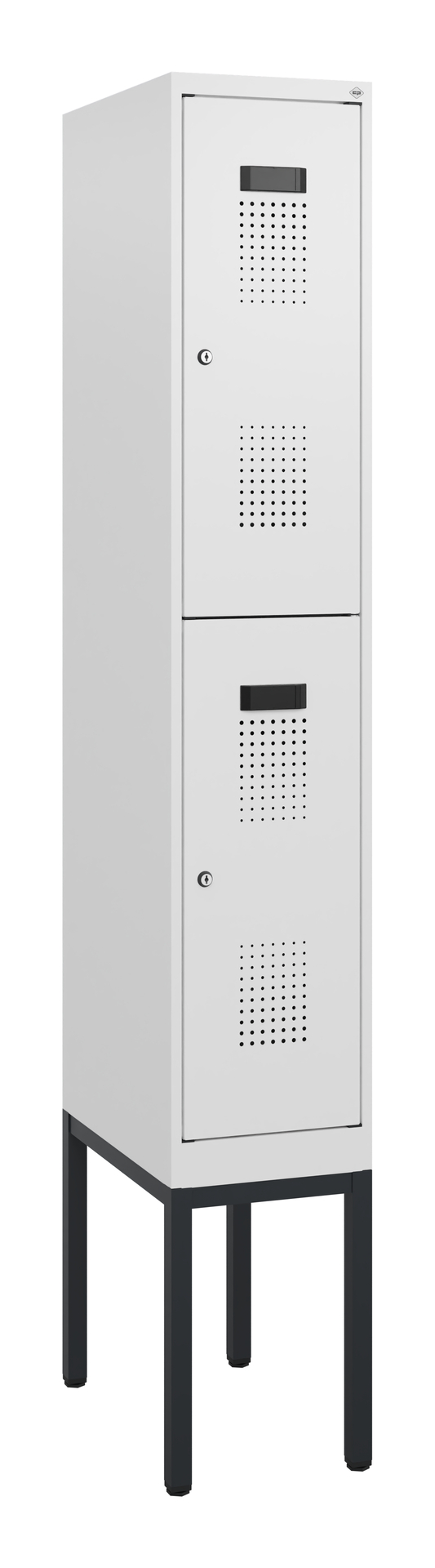 Grauer Metallschrank steht auf schwarzen Beinen in einem weißen Studio.