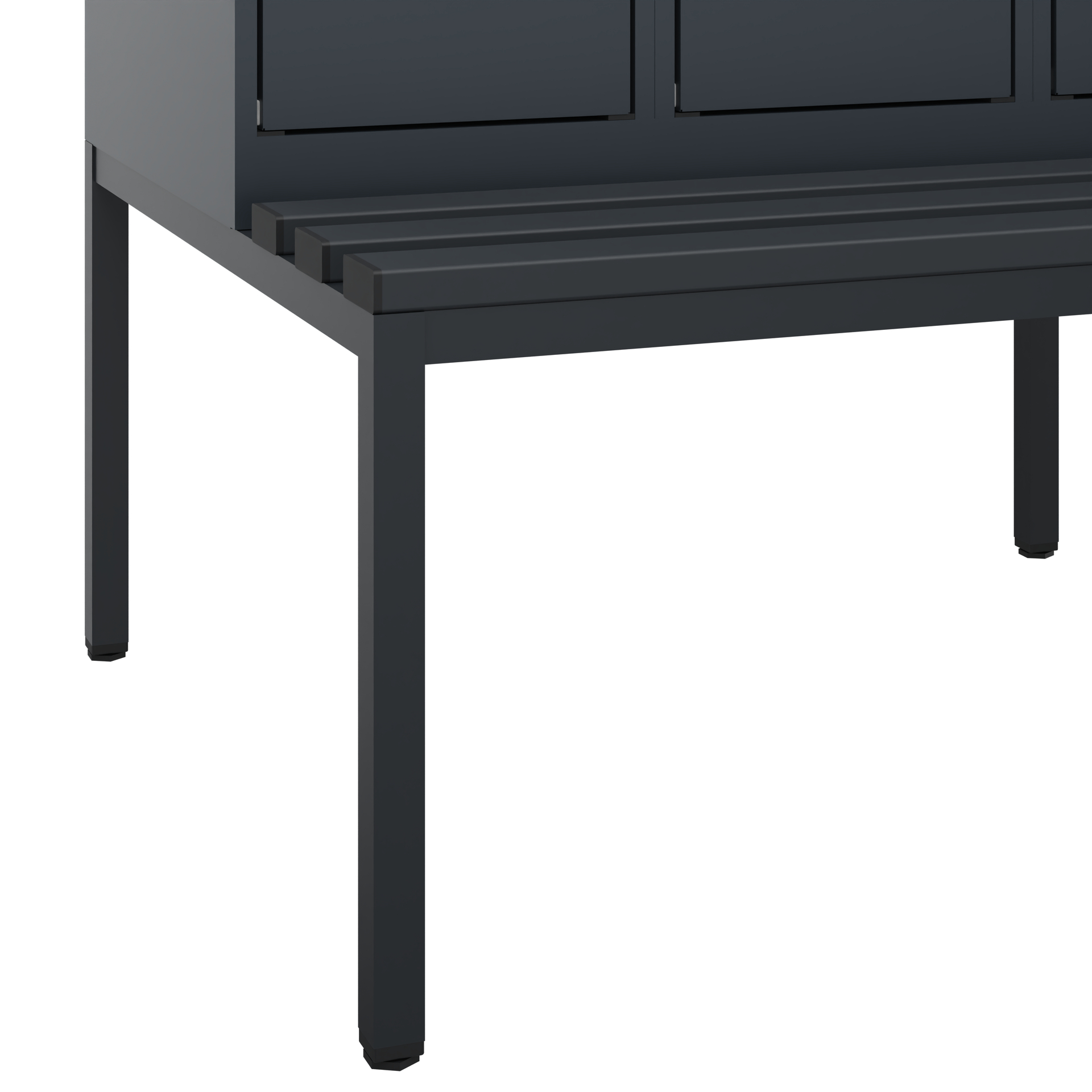 Metallbank mit Spinden in modernem Innenraum.