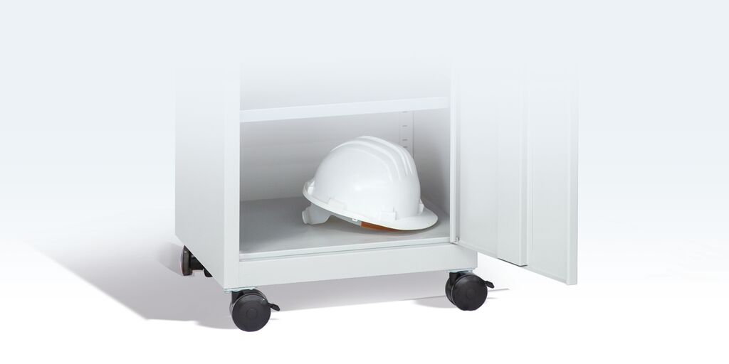 C+P 1 set of castors